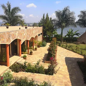 Bed & Breakfast Oslo Gardens, Entebbe